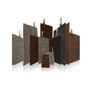 How do battery plates work in a high - capacity battery?